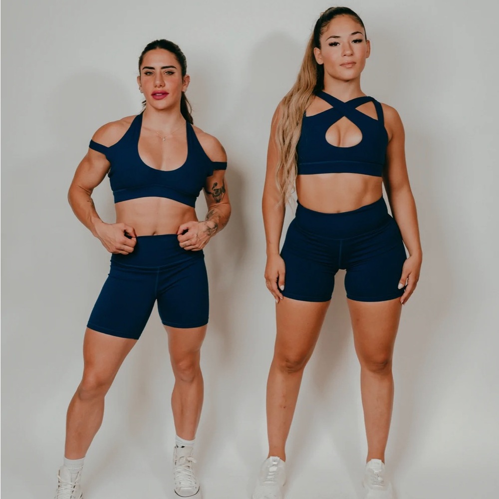 Hybrid legacy x-bra by Stefi Cohen